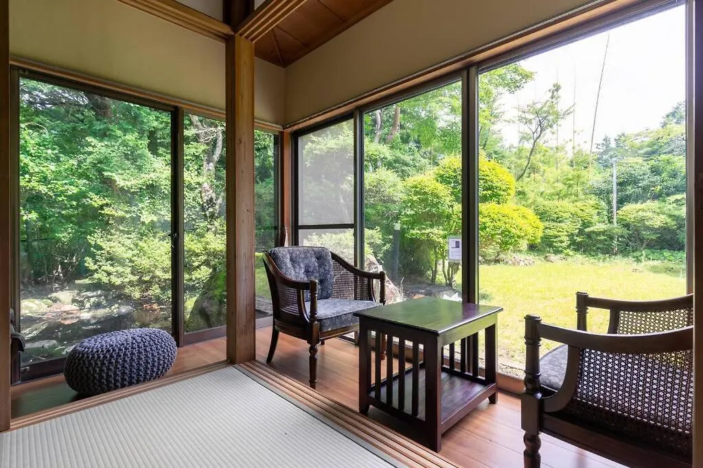 Сasa de vacaciones Villa Ek House Hakone Josuiso 箱根如水荘