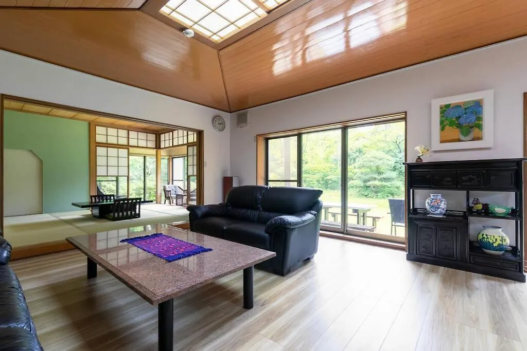 Сasa de vacaciones Villa Ek House Hakone Josuiso 箱根如水荘